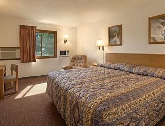 Super 8 By Wyndham Hot Springs Μοτέλ Εξωτερικό φωτογραφία